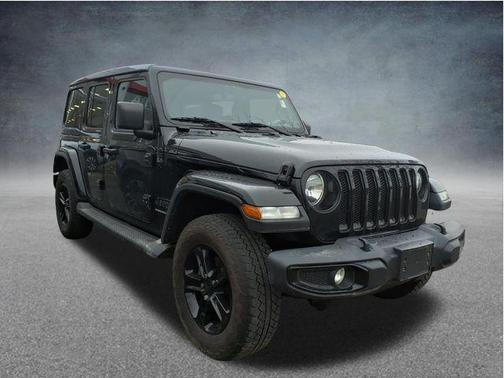 2023 Jeep Wrangler 4-Door Sahara Altitude 4x4