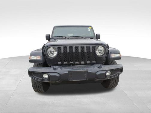 2023 Jeep Wrangler 4-Door Sahara Altitude 4x4