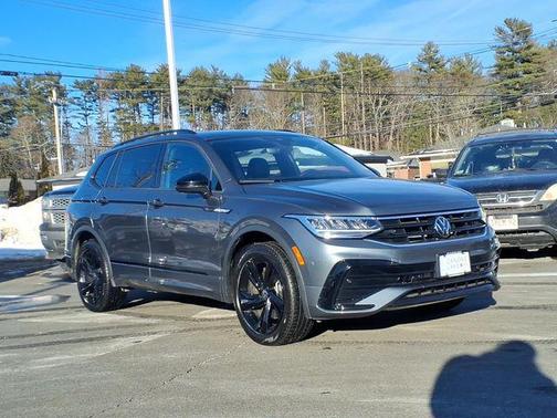 2024 Volkswagen Tiguan 2.0T SE R-Line Black