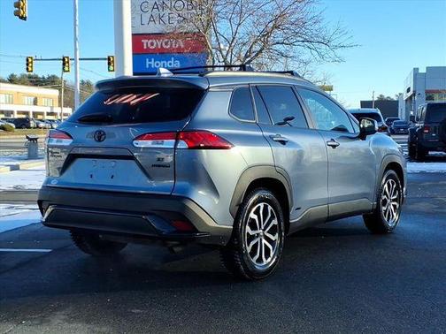 2024 Toyota Corolla Cross Hybrid SE