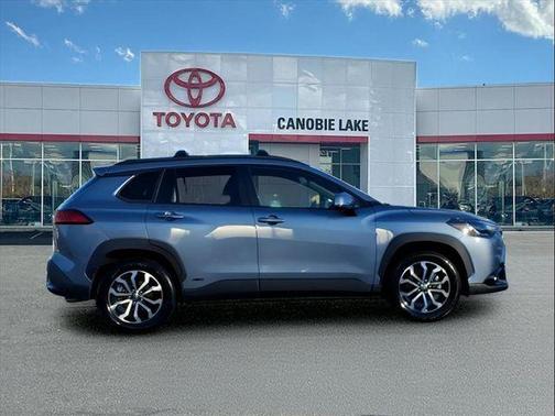 2024 Toyota Corolla Cross Hybrid SE
