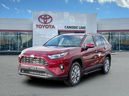 2025 Toyota RAV4 XLE Premium