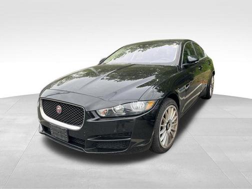 Black 2018 Jaguar XE 25t Prestige