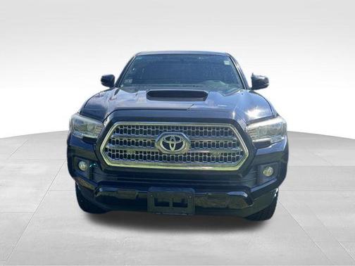 Black 2016 Toyota Tacoma TRD Sport