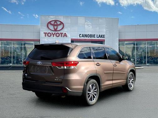 2017 Toyota Highlander XLE