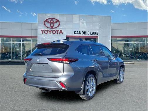 2026 Toyota Highlander Limited