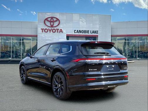 2025 Toyota Crown Signia Limited