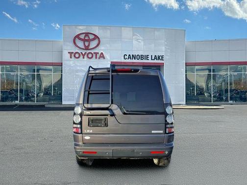 2016 Land Rover LR4 Base