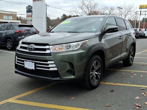 2019 Toyota Highlander LE