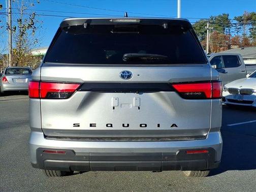 2024 Toyota Sequoia SR5