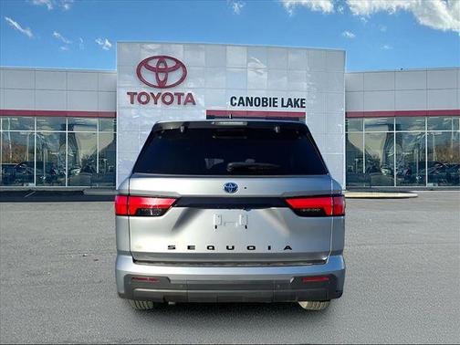 2024 Toyota Sequoia SR5