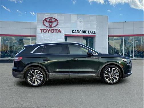 2021 Lincoln Nautilus Reserve