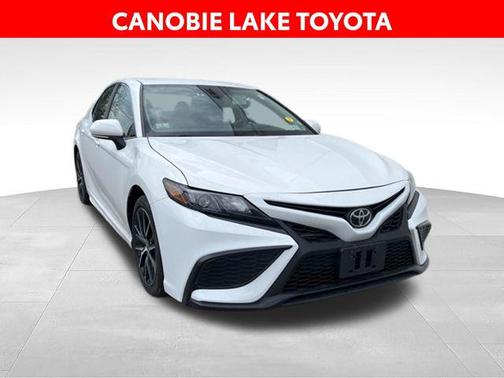 Ice Cap 2023 Toyota Camry SE