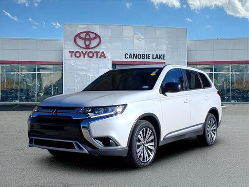 2020 Mitsubishi Outlander SE