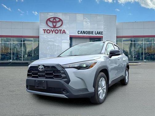 2026 Toyota Corolla Cross LE