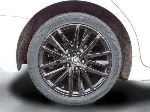 Super White 2021 Toyota Camry SE