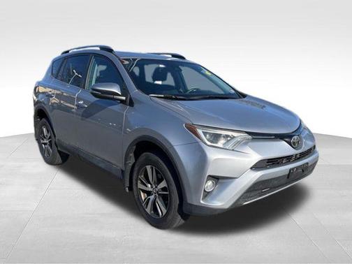 Silver Sky Metallic 2017 Toyota RAV4 XLE