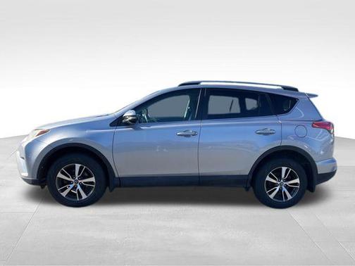 Silver Sky Metallic 2017 Toyota RAV4 XLE