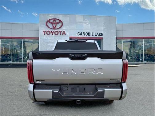 2025 Toyota Tundra Hybrid Platinum