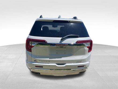 White Frost Tricoat 2023 GMC Acadia Denali