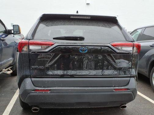 2022 Toyota RAV4 Hybrid XLE Premium