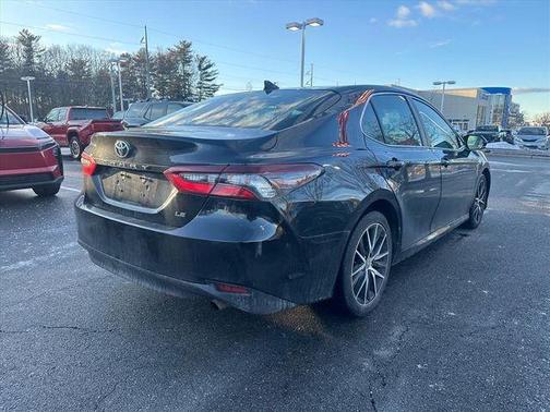 2022 Toyota Camry LE