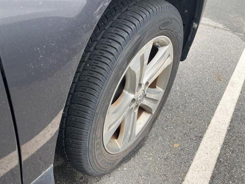 Magnetic Gray Metallic 2012 Toyota Highlander Limited