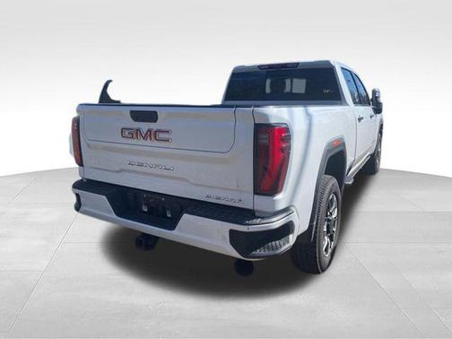 Summit White 2024 GMC Sierra 3500 Denali