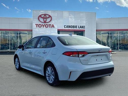 2026 Toyota Corolla Hybrid LE