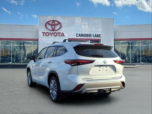 2026 Toyota Highlander Limited