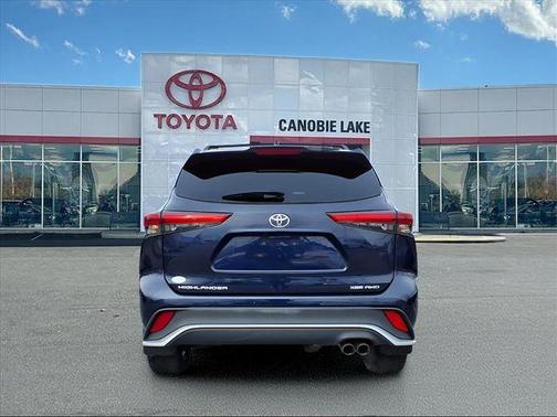 2023 Toyota Highlander XSE