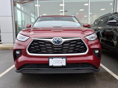 2023 Toyota Highlander Hybrid XLE