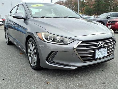 2017 Hyundai ELANTRA Limited