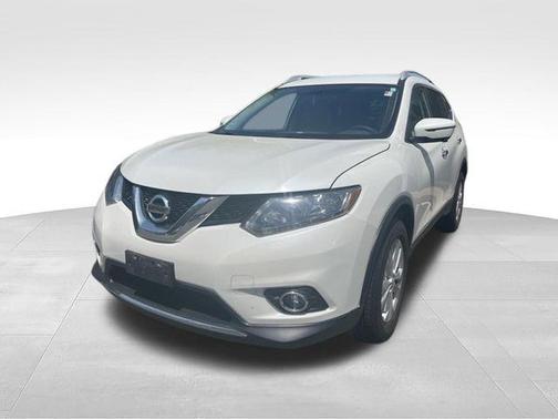 Pearl White 2016 Nissan Rogue SV