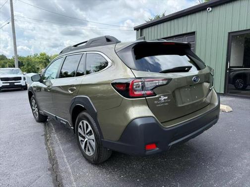 2024 Subaru Outback Premium