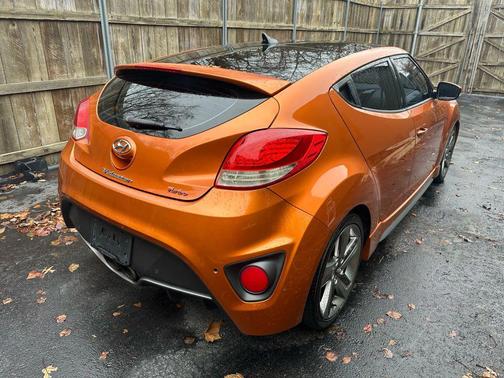 2013 Hyundai Veloster Turbo