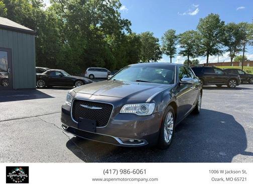 Granite Crystal Metallic Clearcoat 2016 Chrysler 300C Base