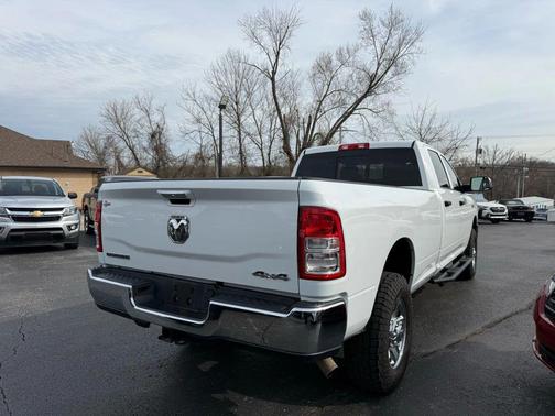 2021 RAM 3500 Tradesman Crew Cab 4x4 8' Box