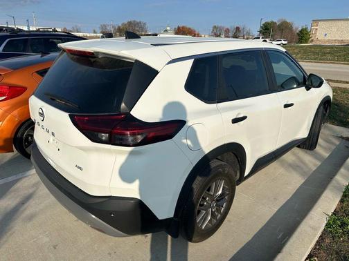 2023 Nissan Rogue S