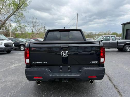 Crystal Black Pearl 2023 Honda Ridgeline RTL-E