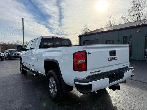 2016 GMC Sierra 3500 Denali