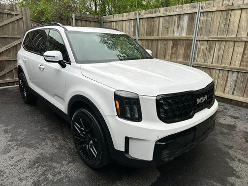 Glacial White Pearl 2024 Kia Telluride SX X-Line