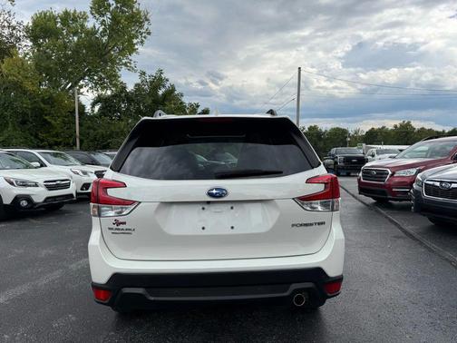 2023 Subaru Forester Sport