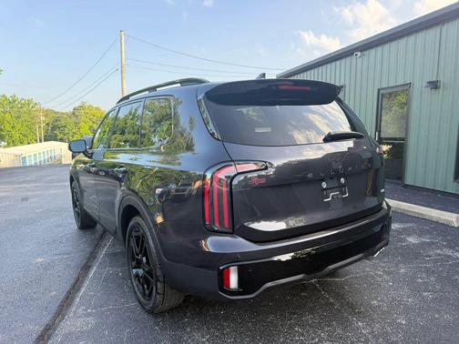 Gray 2025 Kia Telluride SX Prestige X-Line