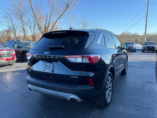 2021 Ford Escape SEL