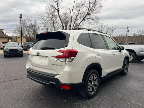2022 Subaru Forester Sport