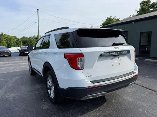 Oxford White 2020 Ford Explorer XLT