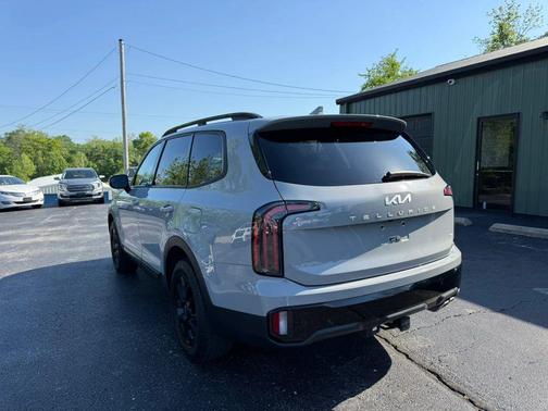 Wolf Gray 2024 Kia Telluride SX X-Pro