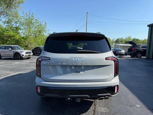 Wolf Gray 2024 Kia Telluride SX X-Pro
