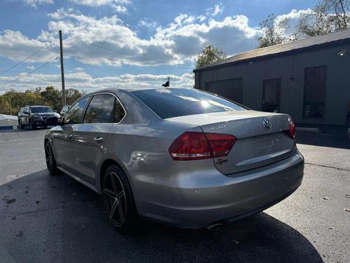 2013 Volkswagen Passat 2.5 SE